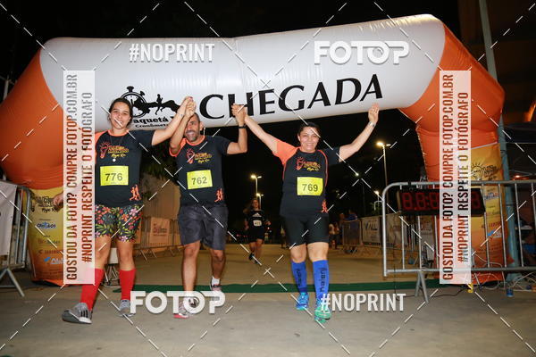Buy your photos of the eventLuz do Mundo Night Run on Fotop