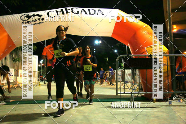 Buy your photos of the eventLuz do Mundo Night Run on Fotop