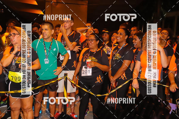 Buy your photos of the eventLuz do Mundo Night Run on Fotop