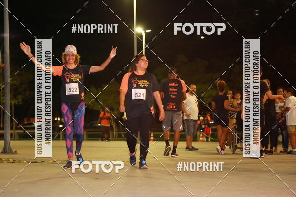 Buy your photos of the eventLuz do Mundo Night Run on Fotop