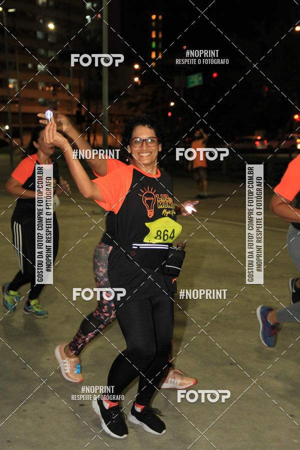 Buy your photos of the eventLuz do Mundo Night Run on Fotop
