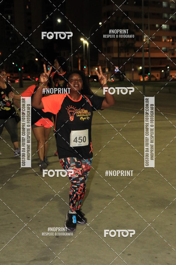 Buy your photos of the eventLuz do Mundo Night Run on Fotop