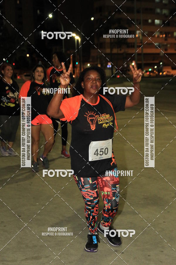 Buy your photos of the eventLuz do Mundo Night Run on Fotop