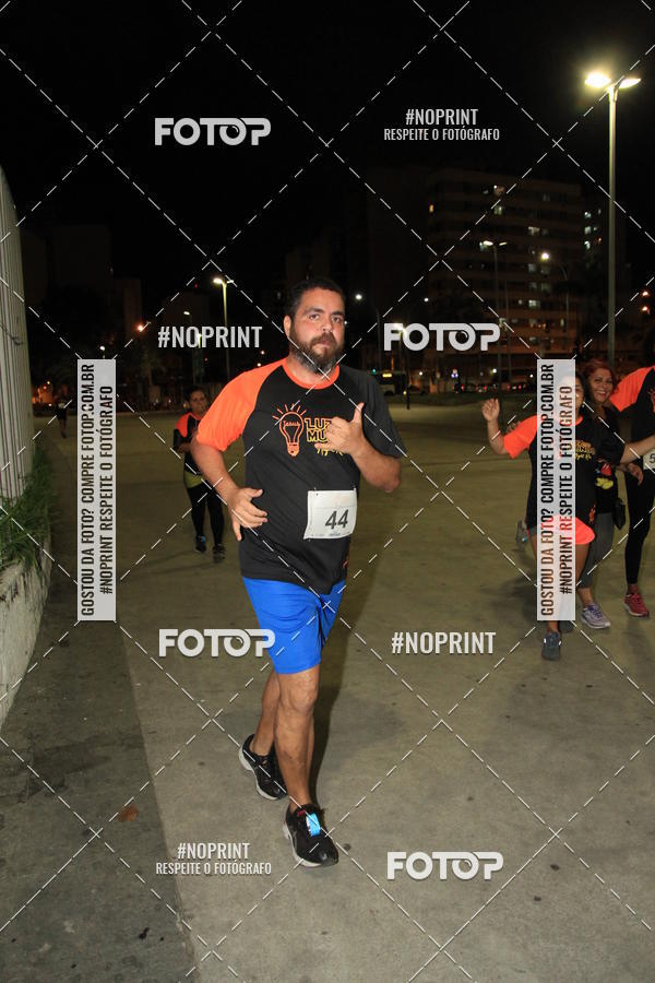 Buy your photos of the eventLuz do Mundo Night Run on Fotop