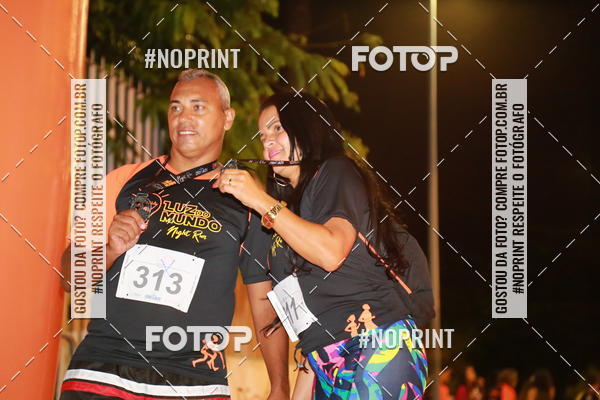 Buy your photos of the eventLuz do Mundo Night Run on Fotop