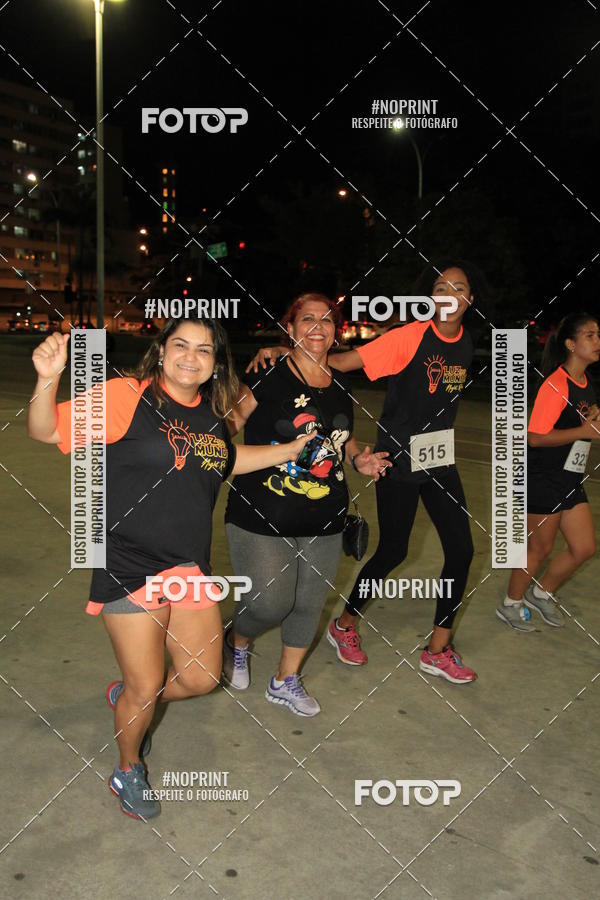 Buy your photos of the eventLuz do Mundo Night Run on Fotop