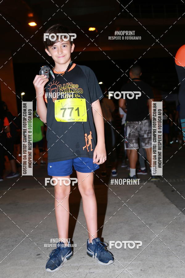 Buy your photos of the eventLuz do Mundo Night Run on Fotop