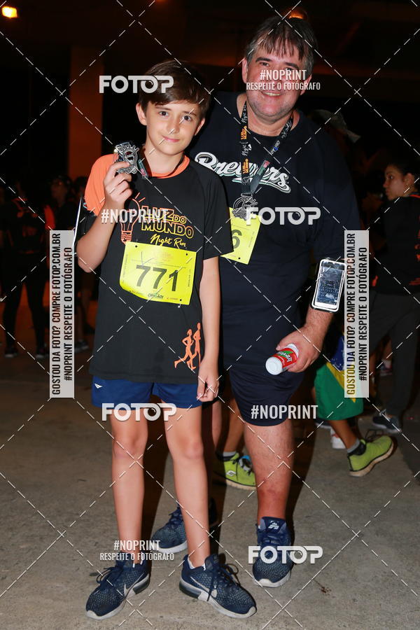Buy your photos of the eventLuz do Mundo Night Run on Fotop