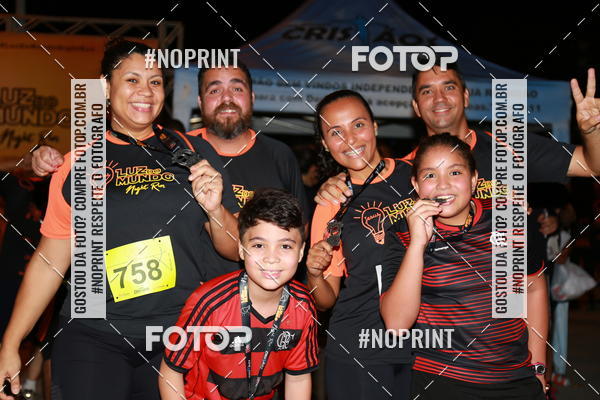 Buy your photos of the eventLuz do Mundo Night Run on Fotop