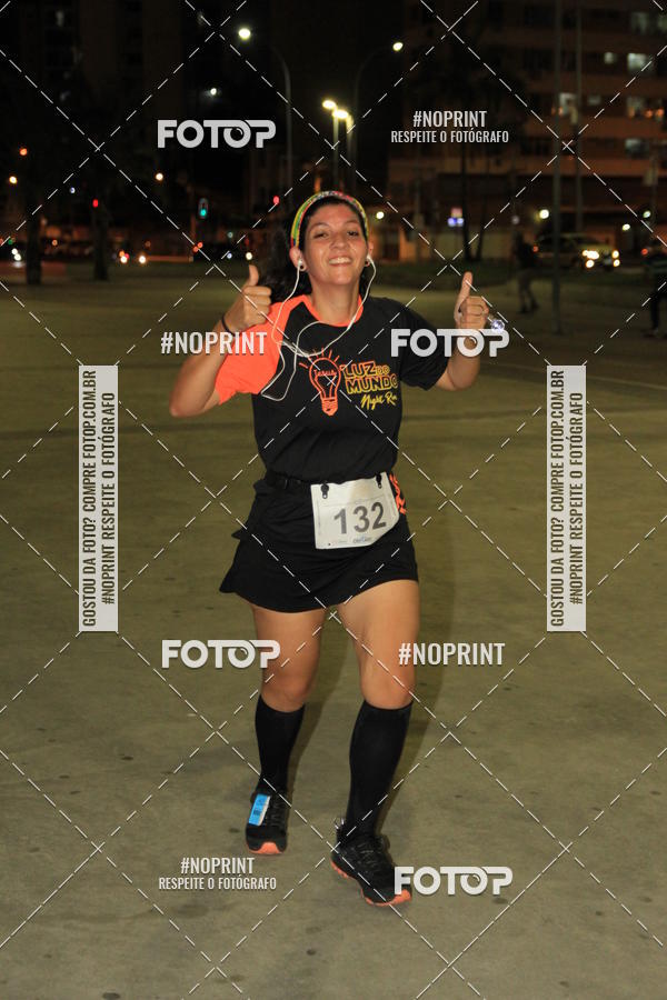 Buy your photos of the eventLuz do Mundo Night Run on Fotop