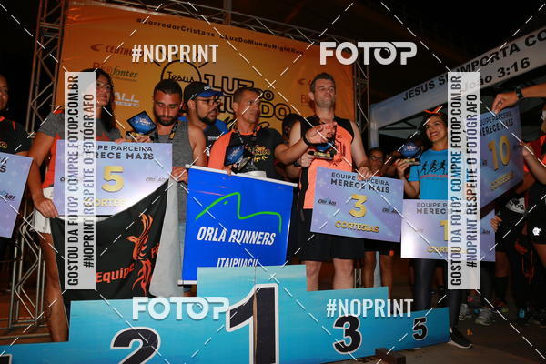 Buy your photos of the eventLuz do Mundo Night Run on Fotop