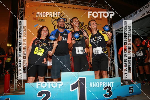 Buy your photos of the eventLuz do Mundo Night Run on Fotop