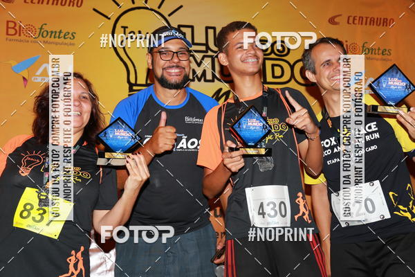 Buy your photos of the eventLuz do Mundo Night Run on Fotop