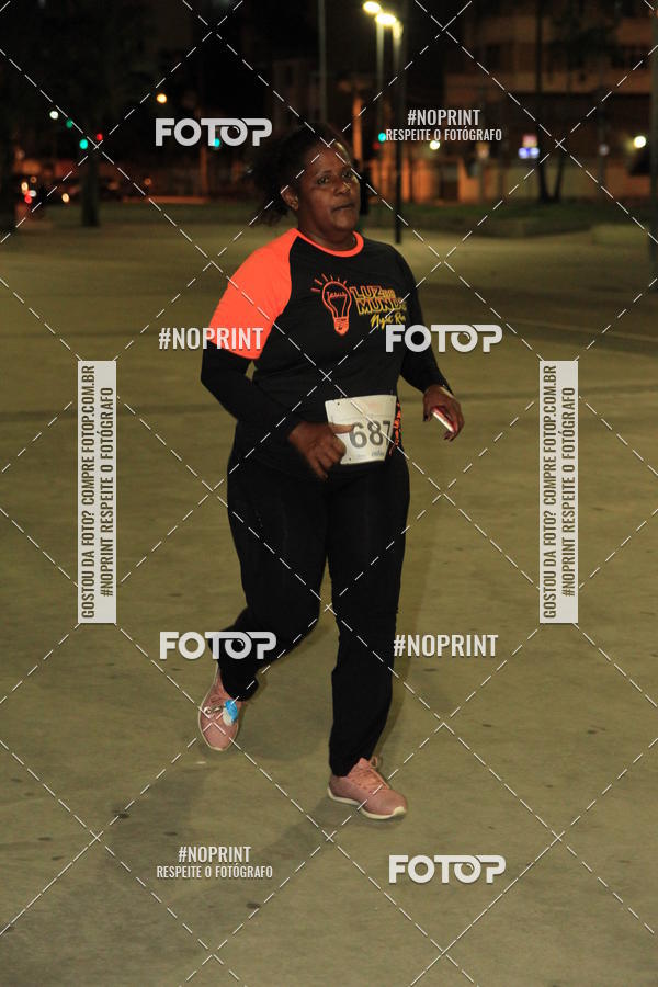 Buy your photos of the eventLuz do Mundo Night Run on Fotop