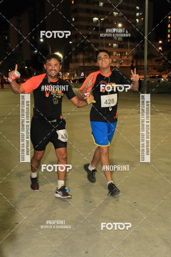 Buy your photos of the eventLuz do Mundo Night Run on Fotop