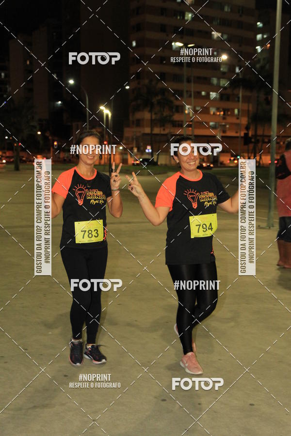 Buy your photos of the eventLuz do Mundo Night Run on Fotop