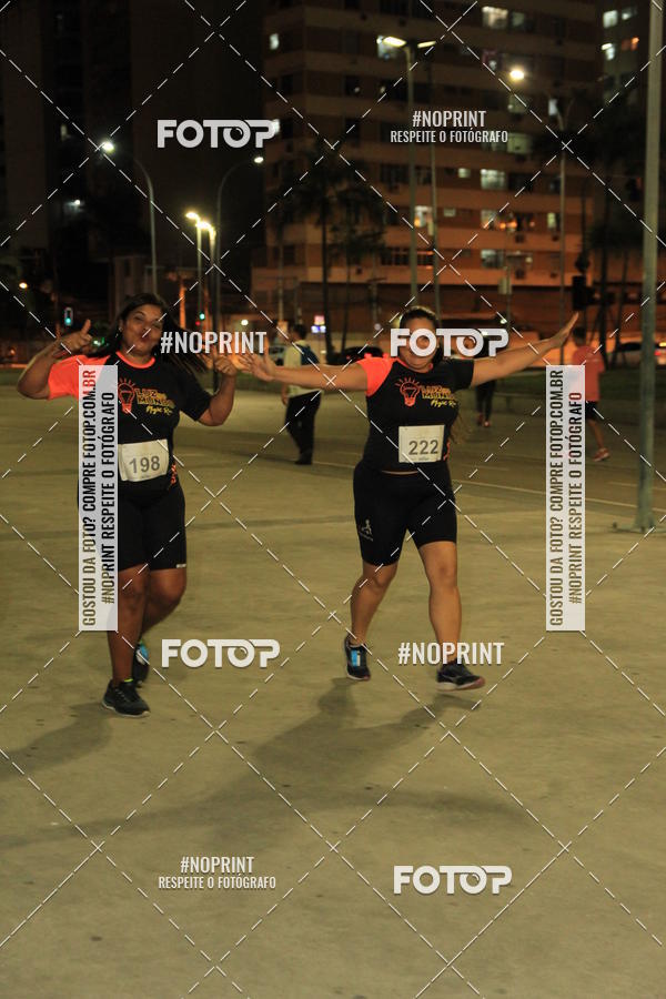 Buy your photos of the eventLuz do Mundo Night Run on Fotop