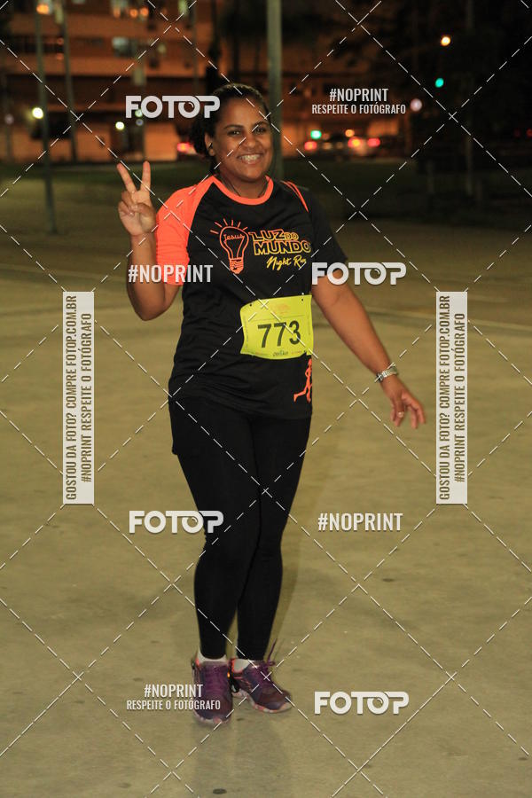 Buy your photos of the eventLuz do Mundo Night Run on Fotop