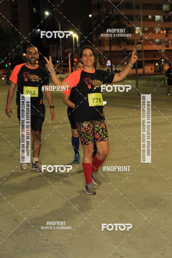 Buy your photos of the eventLuz do Mundo Night Run on Fotop