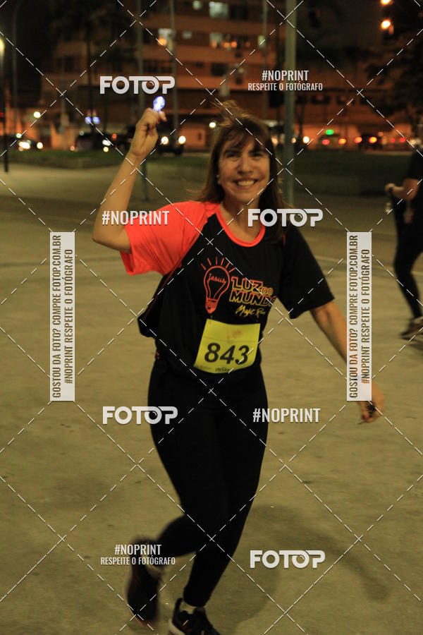 Buy your photos of the eventLuz do Mundo Night Run on Fotop