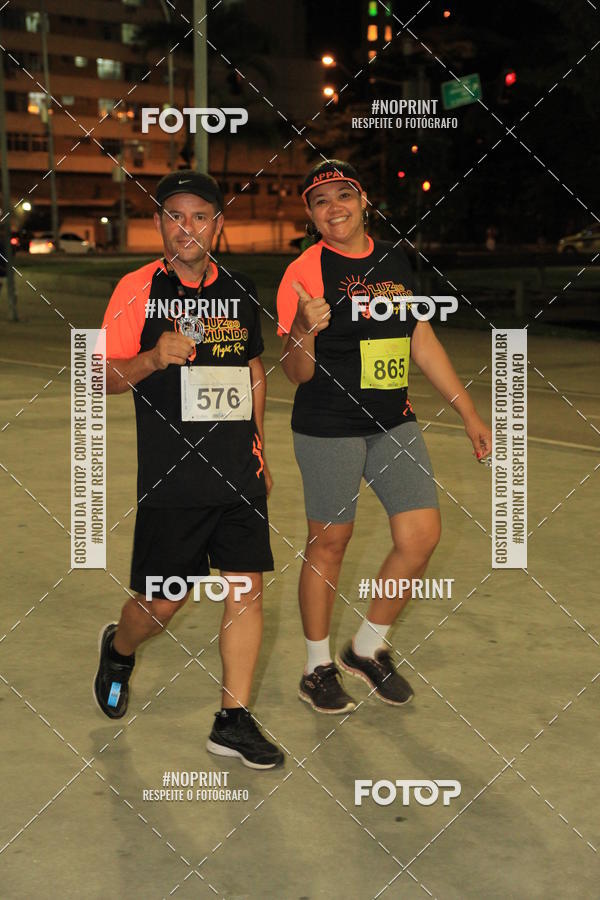 Buy your photos of the eventLuz do Mundo Night Run on Fotop