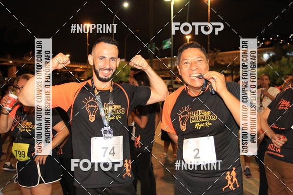 Buy your photos of the eventLuz do Mundo Night Run on Fotop