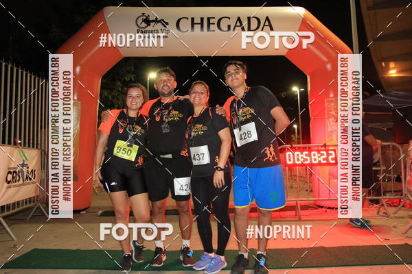 Buy your photos of the eventLuz do Mundo Night Run on Fotop