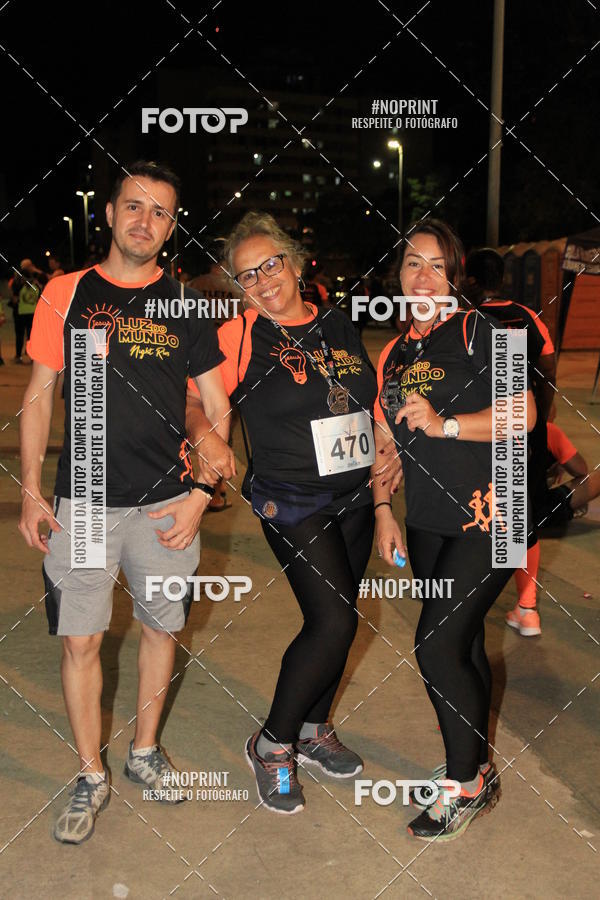 Buy your photos of the eventLuz do Mundo Night Run on Fotop