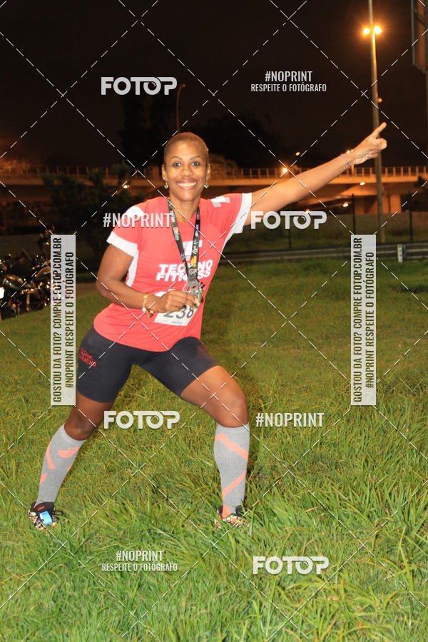 Buy your photos of the eventLuz do Mundo Night Run on Fotop