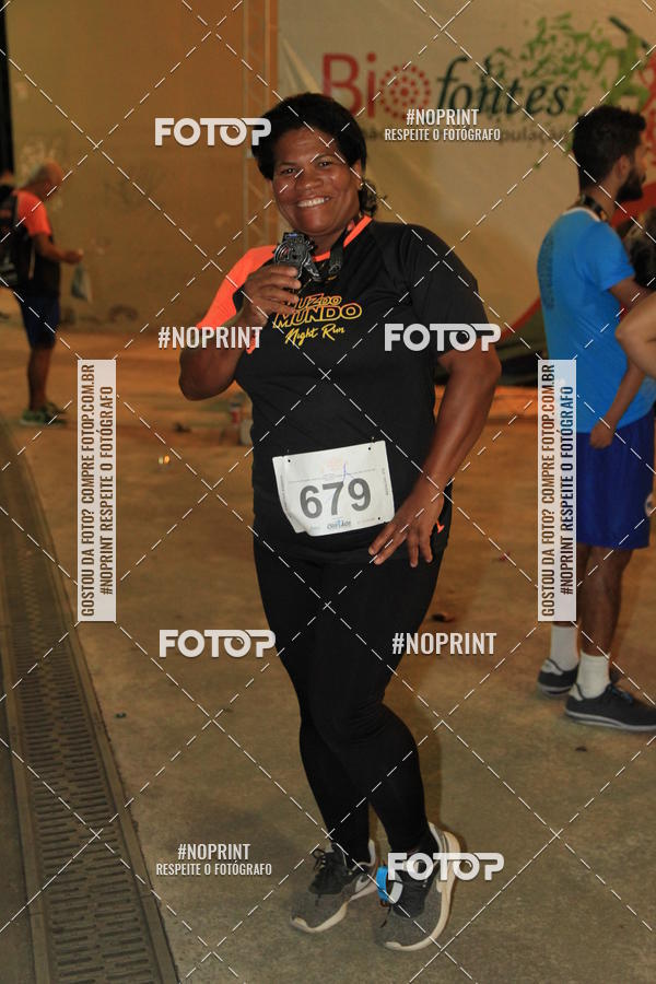 Buy your photos of the eventLuz do Mundo Night Run on Fotop