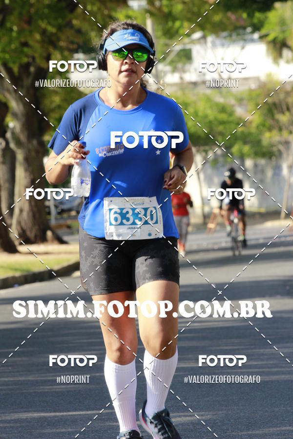 Buy your photos of the event8 Corrida do Cruzeiro on Fotop