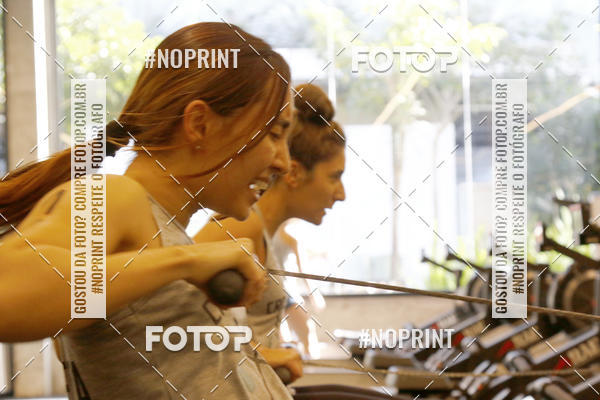 Buy your photos of the eventCROSSFIT 8585  Bodytech - Vogue on Fotop