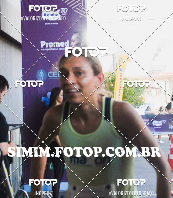 Compra tus fotos del evento2 Corrida ViaShopping  En Fotop