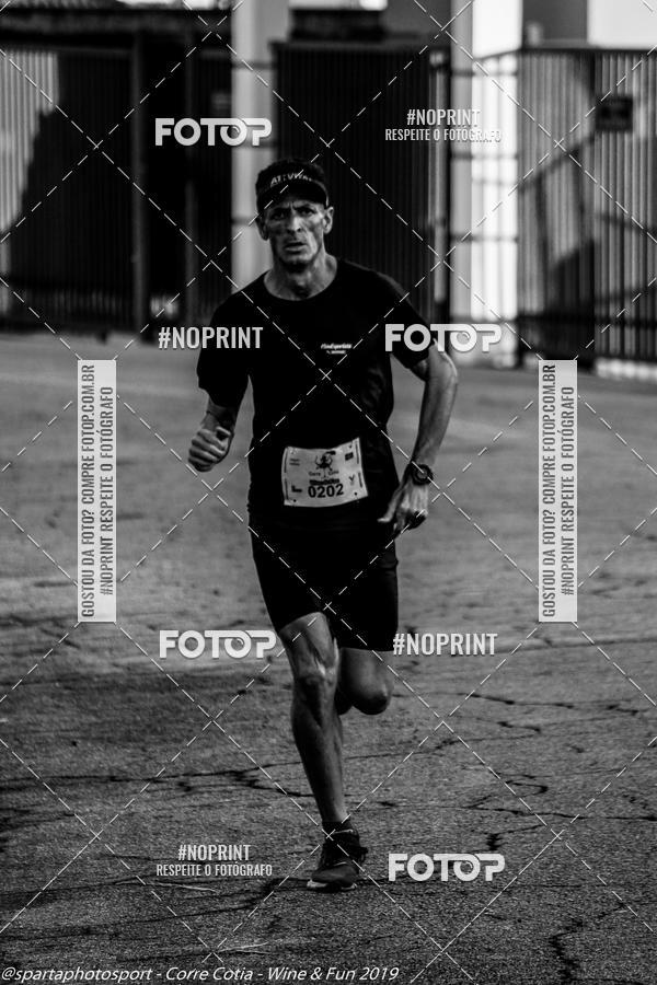 Buy your photos of the eventCorre Cotia - Wine & Fun 2019 on Fotop