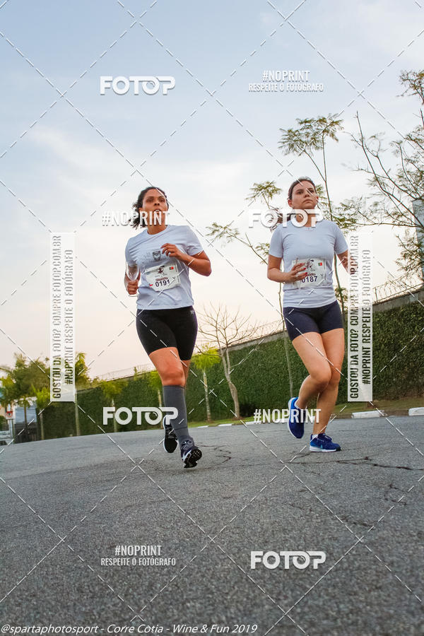 Buy your photos of the eventCorre Cotia - Wine & Fun 2019 on Fotop