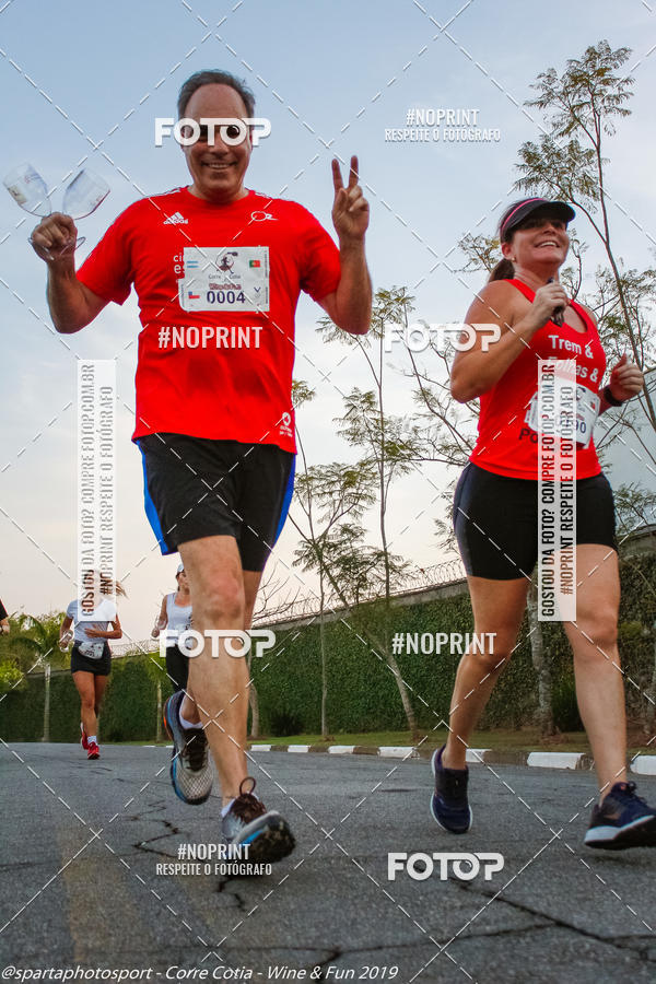 Buy your photos of the eventCorre Cotia - Wine & Fun 2019 on Fotop