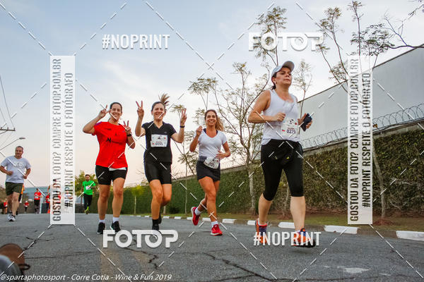 Buy your photos of the eventCorre Cotia - Wine & Fun 2019 on Fotop