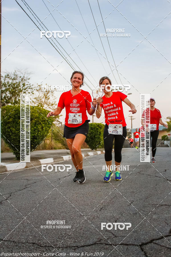 Buy your photos of the eventCorre Cotia - Wine & Fun 2019 on Fotop