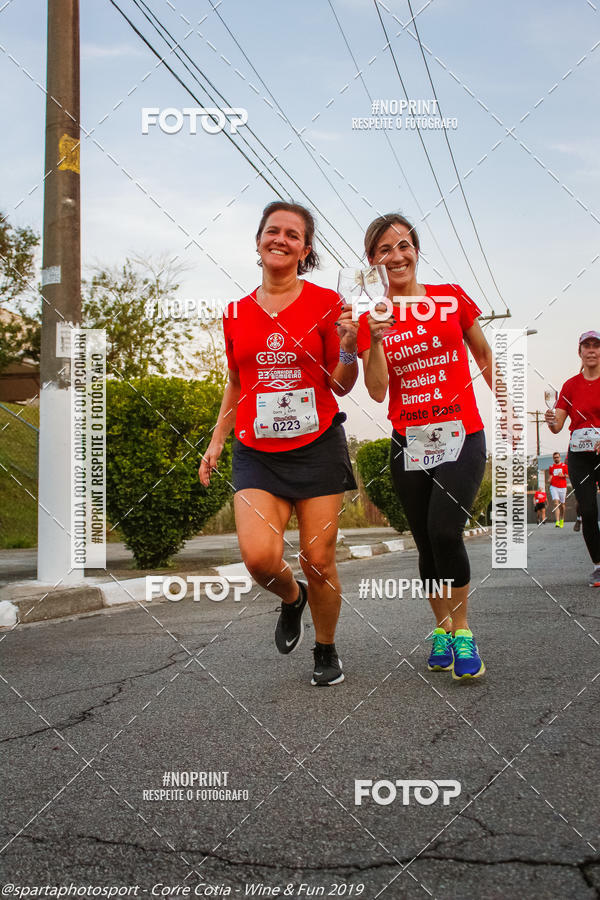 Buy your photos of the eventCorre Cotia - Wine & Fun 2019 on Fotop