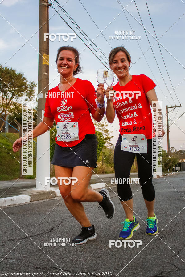 Buy your photos of the eventCorre Cotia - Wine & Fun 2019 on Fotop