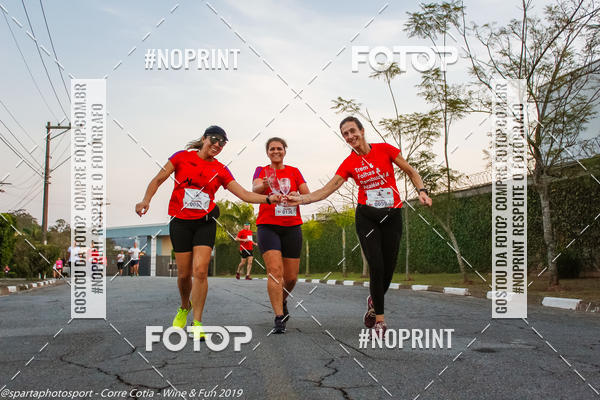 Buy your photos of the eventCorre Cotia - Wine & Fun 2019 on Fotop