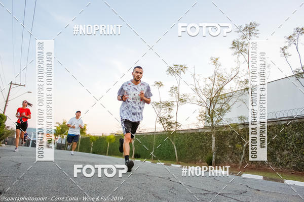 Buy your photos of the eventCorre Cotia - Wine & Fun 2019 on Fotop