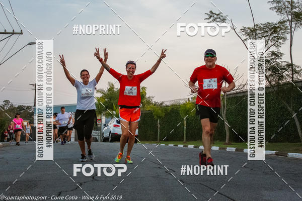 Buy your photos of the eventCorre Cotia - Wine & Fun 2019 on Fotop