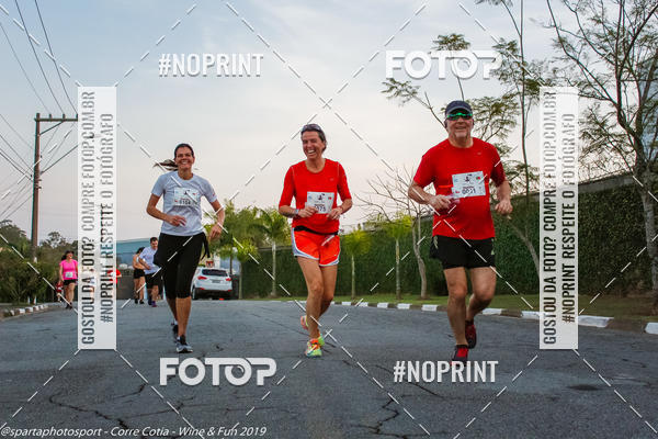 Buy your photos of the eventCorre Cotia - Wine & Fun 2019 on Fotop