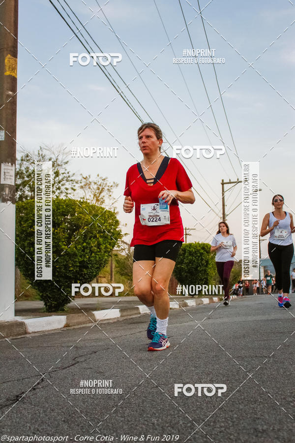 Buy your photos of the eventCorre Cotia - Wine & Fun 2019 on Fotop