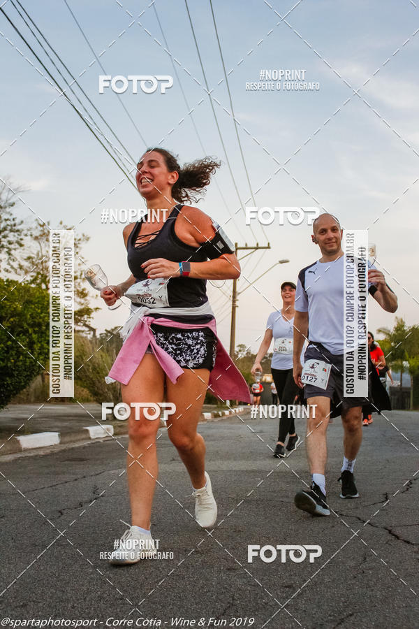 Buy your photos of the eventCorre Cotia - Wine & Fun 2019 on Fotop