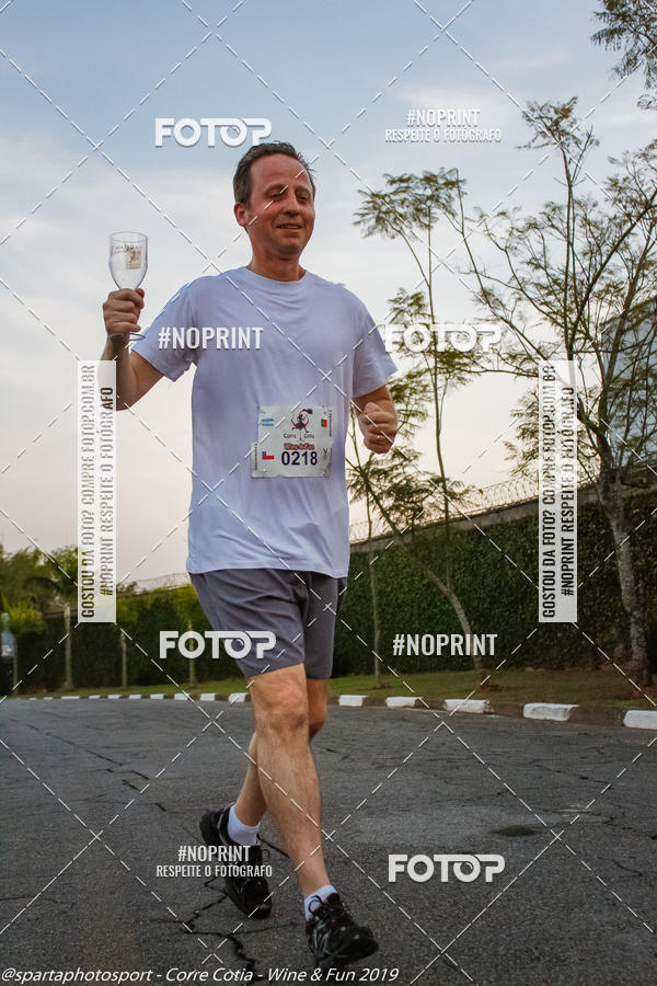 Buy your photos of the eventCorre Cotia - Wine & Fun 2019 on Fotop