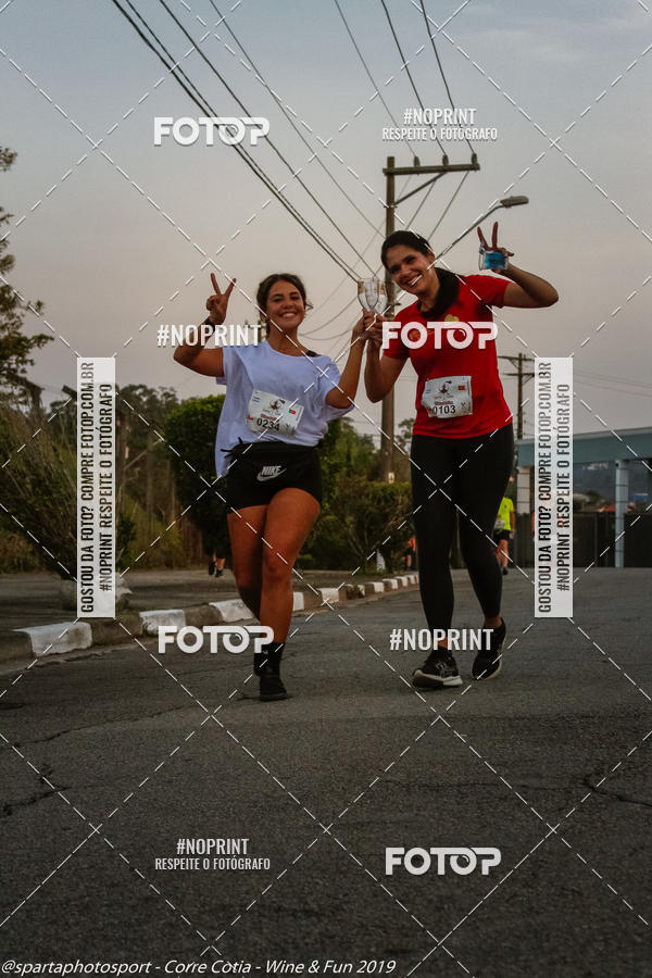 Buy your photos of the eventCorre Cotia - Wine & Fun 2019 on Fotop