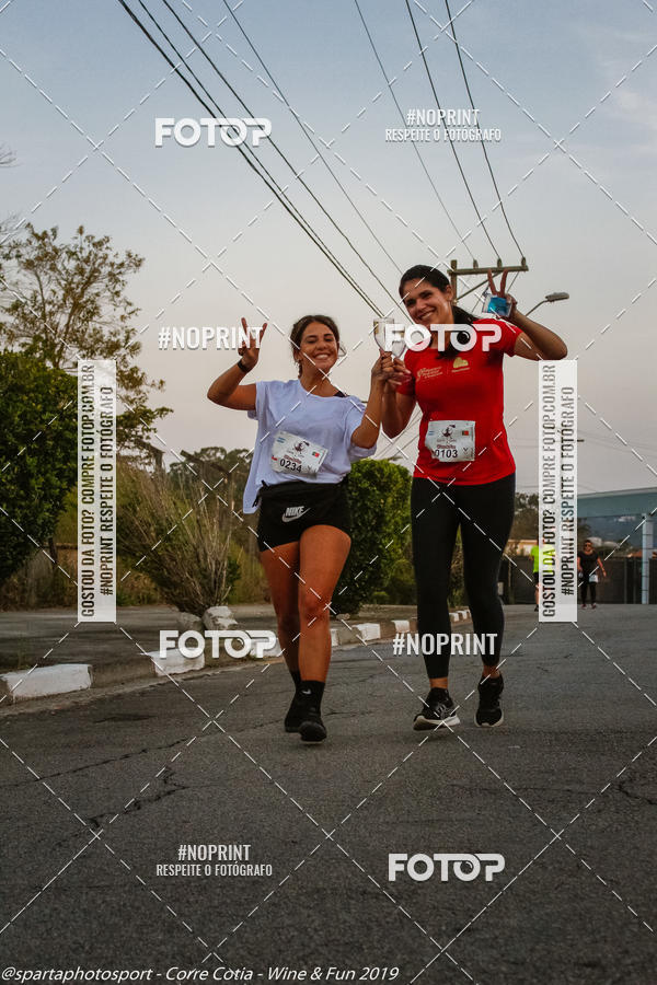 Buy your photos of the eventCorre Cotia - Wine & Fun 2019 on Fotop