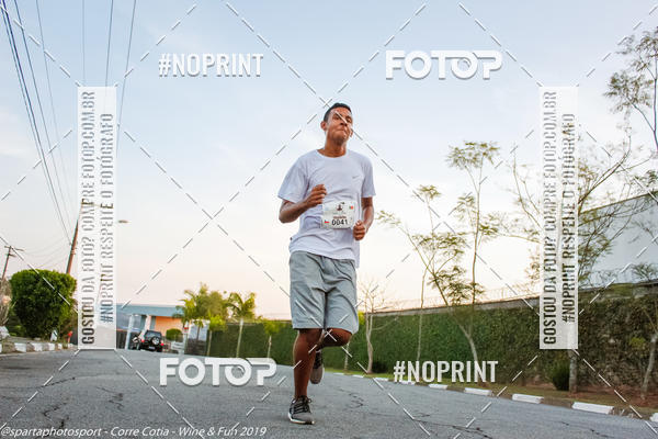 Buy your photos of the eventCorre Cotia - Wine & Fun 2019 on Fotop